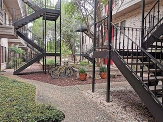 2216 San Gabriel St Unit 108, Austin, TX 78705