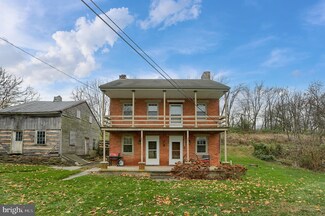 19 Burns Rd, Spring Grove, PA 17362