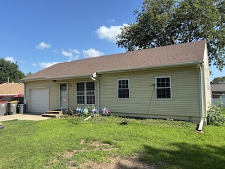 1511 Hartley St, Lincoln, NE 68521
