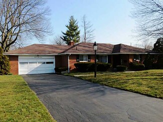 1397 Wakefield Ct W, Columbus, OH 43209