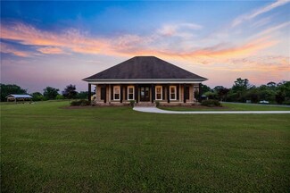 56264 Alicia Ct, Husser, LA 70442