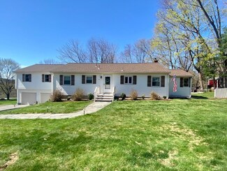 117 King St, Groveland, MA 01834