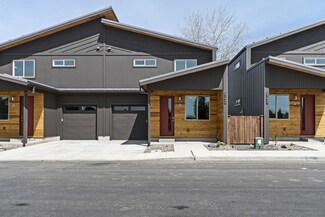 61646 Pettigrew Rd Unit 5, Bend, OR 97702