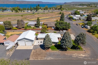 104 W Washington St, Coulee City, WA 99115