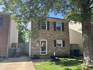 1352 Deer Lake Cir, Lexington, KY 40515
