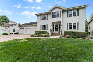 2990 Bosshard Dr, Fitchburg, WI 53711