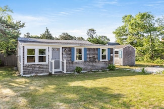 12 Wixon Rd, Dennis Port, MA 02639