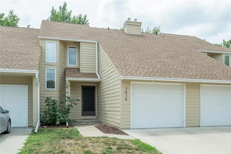 5614 Linden Cir, Johnston, IA 50131