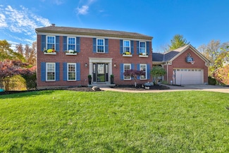 7927 Surreywood Dr, North Bend, OH 45052