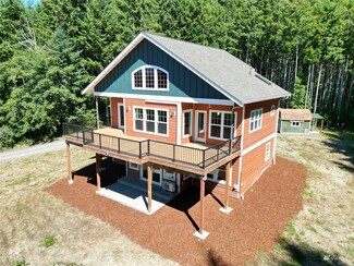 3284 Teal Lake Rd, Port Ludlow, WA 98365