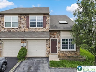 5587 Stonecroft Ln, Allentown, PA 18106