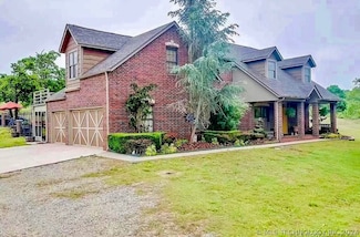 2675 Woodland Rd, Mannford, OK 74044
