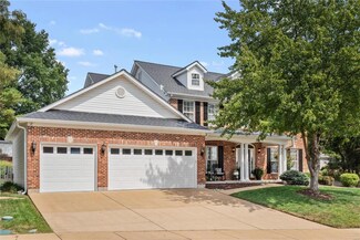 501 Ascot Manor Ct, Fenton, MO 63026