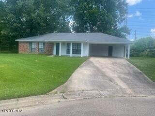 134 Greenbrook Dr, Ridgeland, MS 39157