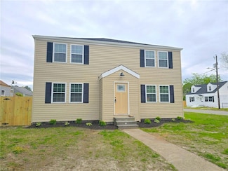 16 Gillis Rd Unit B, Portsmouth, VA 23702