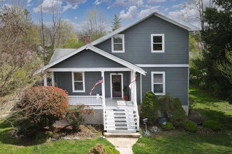 13 Edmondson Ave, Lexington, VA 24450