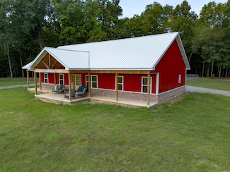 550 Sunshine Ln, Pangburn, AR 72121