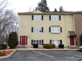 305 Salem St Unit 401, Woburn, MA 01801