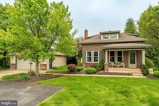 190 W Main St, Reinholds, PA 17569