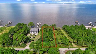 000 Pearson Rd, Milton, FL 32583