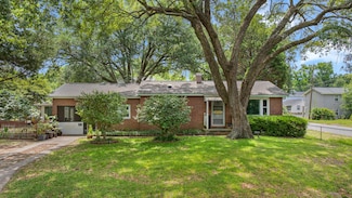 1549 N Avalon Cir, Charleston, SC 29407
