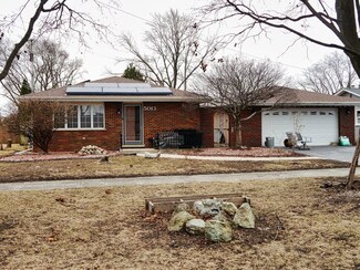 5013 W 119th St, Alsip, IL 60803