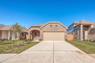 12211 Sterling Oak Dr, Houston, TX 77044