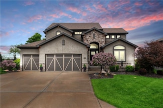170 SW Roosevelt Ridge, Lees Summit, MO 64081