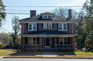 1012 S Main St, Burlington, NC 27215