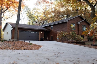 16329 Kenyon St NE, Andover, MN 55304