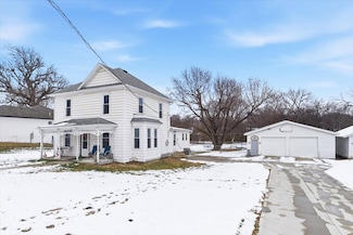 907 N Linn St, Glenwood, IA 51534