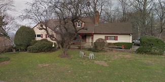 6 Soundview Rd, Glen Cove, NY 11542