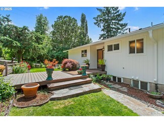 6985 SW Florence Ln, Portland, OR 97223