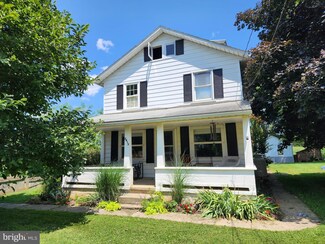 2413 Moselem Springs Rd, Fleetwood, PA 19522