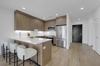 8404 4th Ave Unit 201, North Bergen, NJ 07047