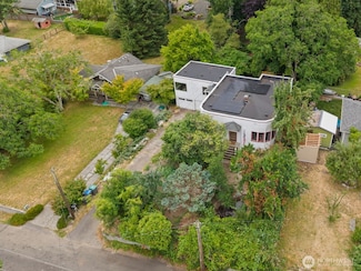 1953 Taft Ave, Bremerton, WA 98312