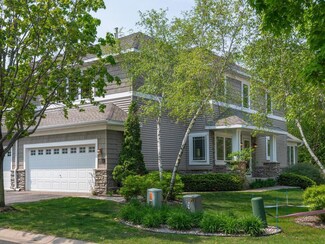 9784 Cupola Ln, Eden Prairie, MN 55347