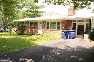 600 Madison St, Herndon, VA 20170