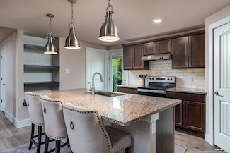 3363 English Crossing Rd, Bandera, TX 78003