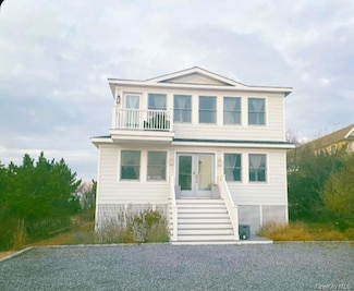 800 Dune Rd, Westhampton Beach, NY 11978