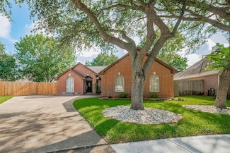 6303 Palm Ct, Pearland, TX 77584