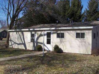 331 S Commercial Ave, Amboy, IL 61310