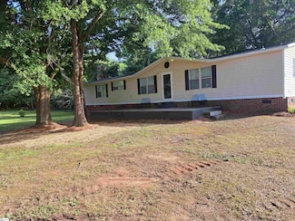 976 Bull Hill Rd, Gray Court, SC 29645