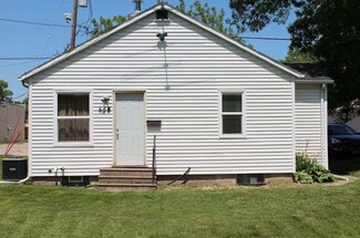 418 Hartman Ave, Waterloo, IA 50701