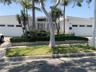 6111 S La Cienega Blvd, Los Angeles, CA 90056