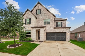 618 Race Dr, Heath, TX 75032