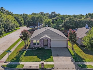 8212 Canoe Ridge Ln, Denton, TX 76210