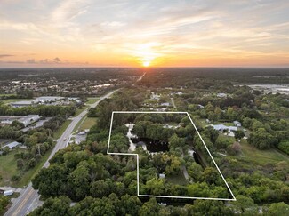 5820 SE Smith Ave, Stuart, FL 34997