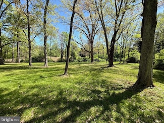 136 Red Hill Rd, Princeton, NJ 08540