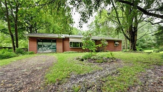 3686 Edison St NW, Uniontown, OH 44685